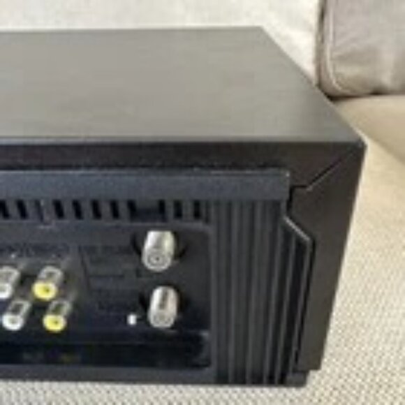 RCA VR519 VCR Plus 4 Head VHS Player Tested Working Clean No Remote - Picture 12 of 12